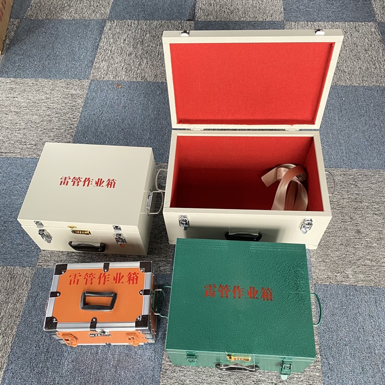 沧县爆破工程作业箱如何选择？玻璃钢与传统材质的全面对比